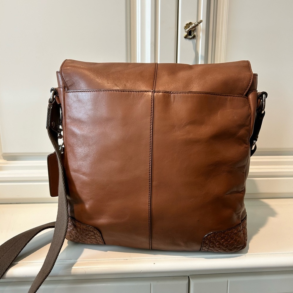 Coach messengers tan bag 74386 - Picture 3 of 7